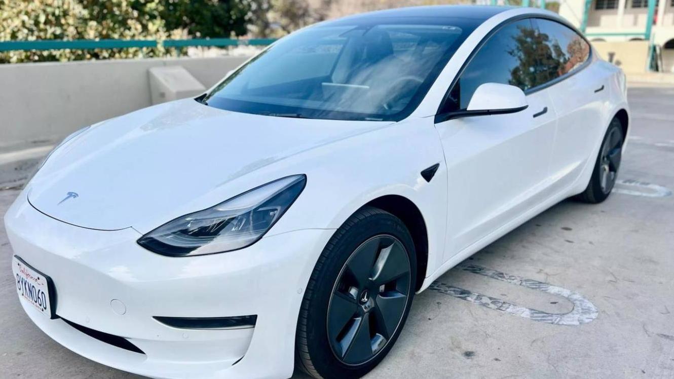 TESLA MODEL 3 2021 5YJ3E1EA8MF093539 image